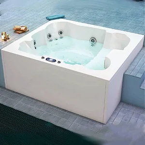 بانيو جاكوزى سبا 213 × 190 × 82 سم 32 جيت والشاسية من أيديال ستاندرد