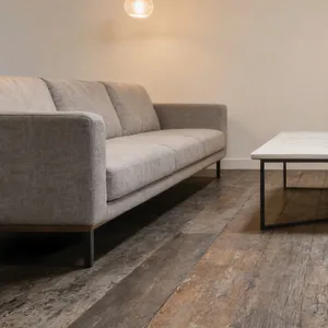 شرائح ارضيات SPC كامستون ماجيستيك فوريست ستورم ود 2022 Size 18.2 × 122 سم سمك 6،. مم شامل التركيب